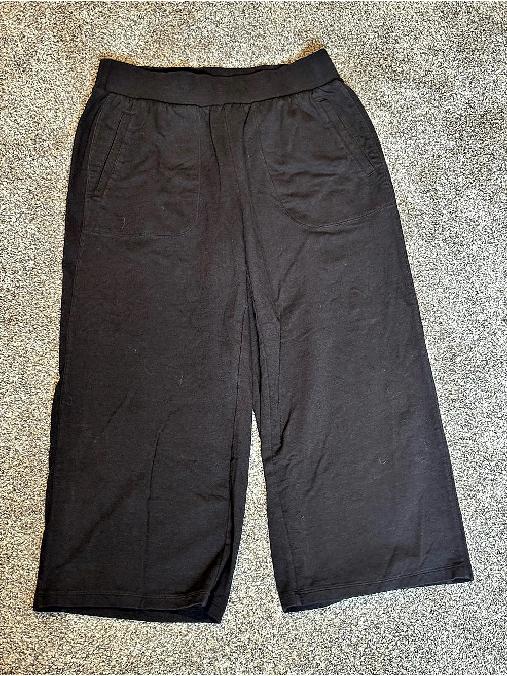 Talbots Women's Black Capri Size Medium